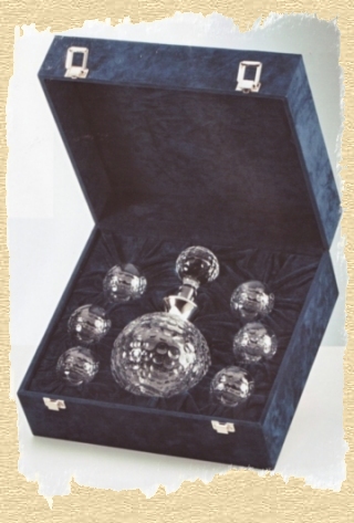 Stielvolle Geschenkbox - Karaffe und Gläser in Golfballform mit Sterlingsilber