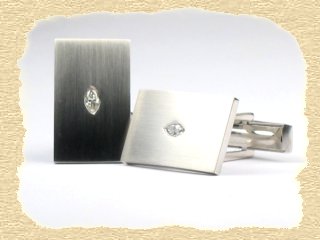 Platin-Manschettenknöpfe mit Diamanten im Navette-Schliff - im Kundenauftrag
