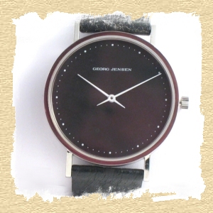 Armbanduhr aus poliertem Edelstahl  